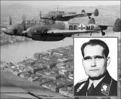 Pilotant un Messerschmitt au dessus de l'Ecosse, il subit des tirs de DCA et se casse la cheville en sautant en parachute le 10 mai. Il est fait prisonnier par les autorités britanniques...