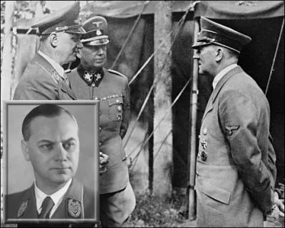 Théoricien et figure éminente du parti nazi, Alfred Rosenberg est nommé sur décret d'Hitler le 16 Juillet 1941 au poste de...