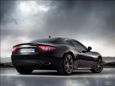 Comment s'appelle cette Maserati ?