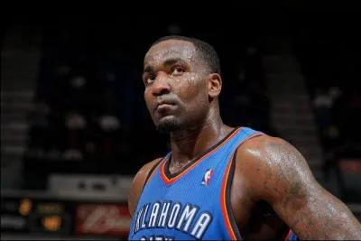 Kendrick Perkins entamera sa cinquième saison sous le maillot du Thunder cette année, et toujours à la conquête d'un deuxième titre en carrière. Avec quelle franchise a-t-il remporté le premier ?