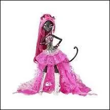 Qui est cette goule ?