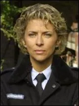 Dans "Une femme d'honneur" Corinne Touzet joue l' :