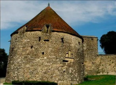 Quel département ne touche pas à celui de la Haute-Marne ?