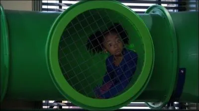 Où est-ce que la fille a pris la photo ?