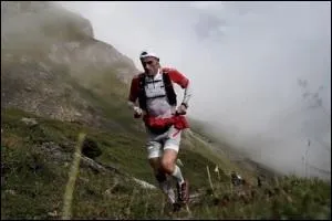 Pour quelle recherche, les marathoniens "du Tor des géants", course qui a lieu dans 34 communes de la vallée d'Aoste, sont-ils de précieux cobayes ?