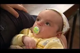 Ce petit bébé est dans quelle série ?