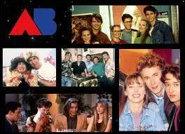 Quelle est la première sitcom estampillée AB Productions à avoir été créée et diffusée dans le "Club Dorothée" ?