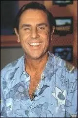 Quant à cet animateur, il fut présent dans l'émission durant quatre petites années. Comment s'appelle-t-il ?