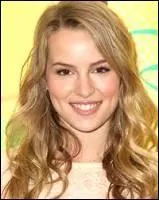 Qui est cette star Disney Channel de la série "Bonne chance Charlie" ?