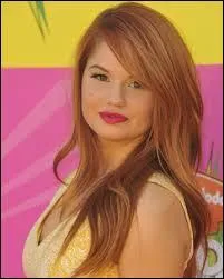 Qui est cette star Disney Channel de la série "Jessie" ?