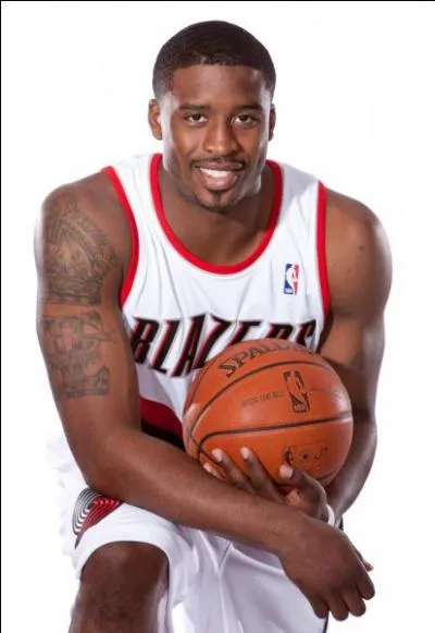 Voilà un des joueurs de devoir de Portland : Wesley Matthews qui joue pour cette franchise depuis maintenant cinq saisons. Dans quelle catégorie statistique s'est-il classé cinquième de la ligue la saison dernière ?