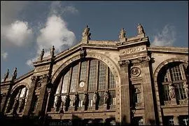 La gare que nous rencontrons porte le nom d'un film dans lequel joue Nicole Garcia :