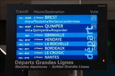 Nous y arrivons, elle a été longtemps appelée "gare de l'Ouest" :