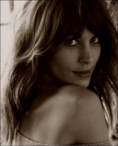 Les caractères physiques sont complètement aléatoires, ce qui fait une partie du charme (d'Alexa), n'est-ce pas ?