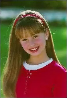 Qui est cette mignonne petite fille ?