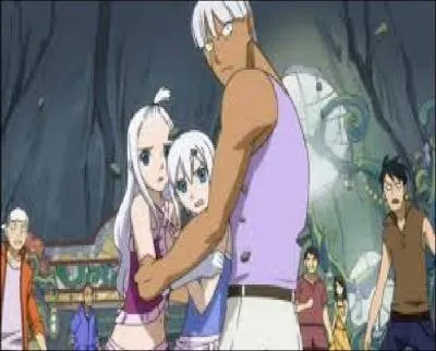 Pendant 2 ans, Lisanna était :