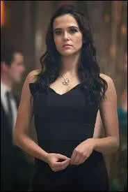 De qui Rose est-elle amoureuse ?