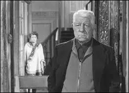 Sorti en 1971, "Le Chat" est le titre d'un film franco-italien. Jean Gabin y tient le rôle masculin principal. Quelle comédienne interprète sa partenaire dans ce film ?