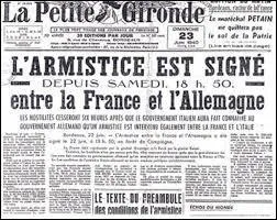 Finalement, l'armistice est sign le 22 juin 1940. Cette terrible dfaite aura caus la mort de 100 000 personnes du ct franais. Quelle en est la consquence immdiate pour une France humilie ?