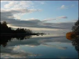 Comment se nomme le golfe situé en mer Baltique, entre les côtes suédoises et les côtes finlandaises ?