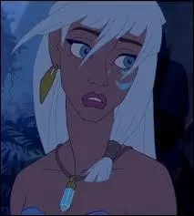 Il y a d'autres princesses qui n'ont aucun sens de l'esthétique. Citons la jolie ... que l'on voit dans le même dessin animé que l'horrible Quasimodo.