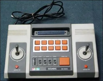 Parmi ces trois consoles de jeux vidéo, laquelle est la plus ancienne  ?