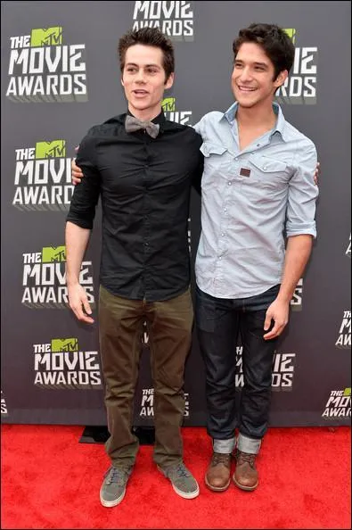 Quelle relation a-t-il avec Tyler Posey ?