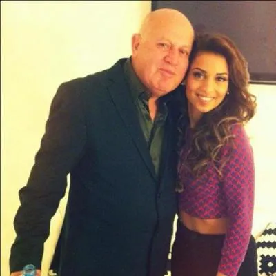 Le père et le frère de Tal sont ...