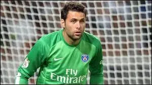 Qui est ce gardien du Paris Saint-Germain ?