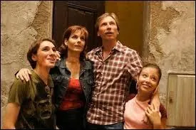 Quel homme devra fuir suite au meurtre d'Elvire ?