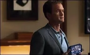 En pleine action sexuelle, que fait Amy à Desi pour se débarrasser de lui ?