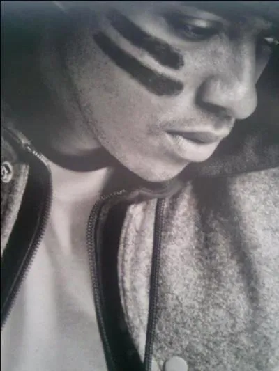 Quel est le nom son groupe ?