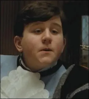 Qu'est-ce que Dudley a essayé d'emporter en douce dans sa chambre alors qu'il suivait un régime ?