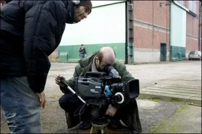 Dans un tournage de cinma, je suis le responsable de la camra, la lumire, je gre les plans, je suis...