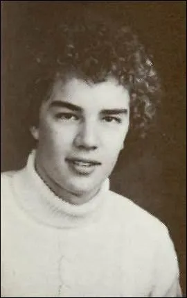 Comment s'appelle-t-il ?