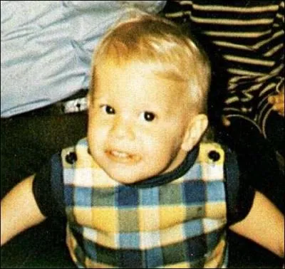 Question plus difficile, qui est ce bébé ?