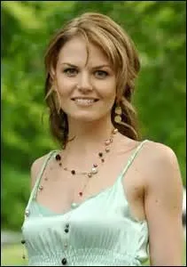 Dans quelle série Jennifer Morrison incarne-t-elle le personnage d'Emma Swan ?