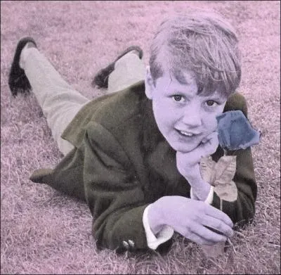 La chanson "chante avec moi" était chantée en duo, quel était ce petit garçon qui donnait la réplique ?