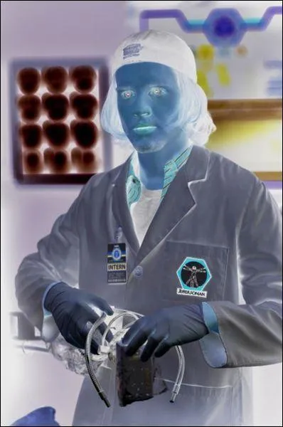 Pouvez-vous me dire qui c'est ?