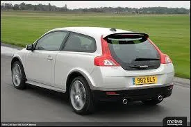 Connaissez-vous le nom de cette voiture ?