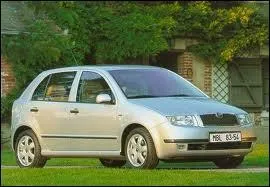 Commet se nomme cette automobile ?