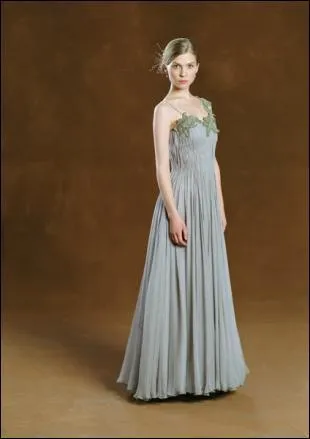 Qui est le partenaire de Fleur Delacour lors du bal de Noël ?