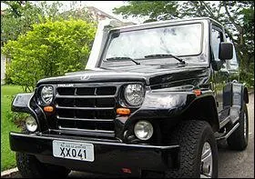 Quel est le pays d'origine du Troller T4 ?