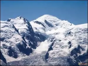 Le mont Blanc est le plus haut sommet français.