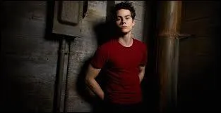 Dans quelle série connue joue-t-il ?