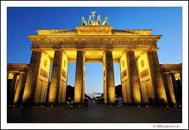 Dans quelle ville se trouve ce monument ?