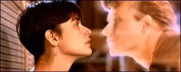 Que dit Sam à Molly dans Ghost ?