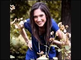 Francesca sort avec...