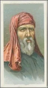 Quel philosophe grec a accusé Hérodote d'être en son temps l'ami des barbares ?