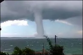 Comment appelle-t-on ce phénomène naturel ?